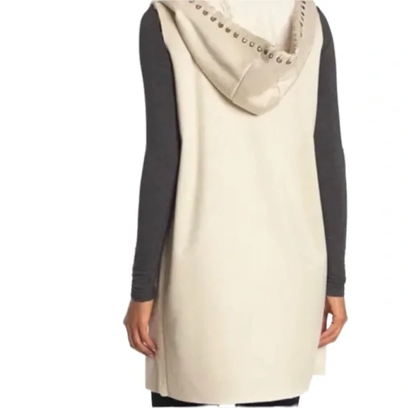 NEW Nordstrom Rack Love Token Whipstitch Trim Faux Suede Faux Fur Vest - Picture 6 of 15